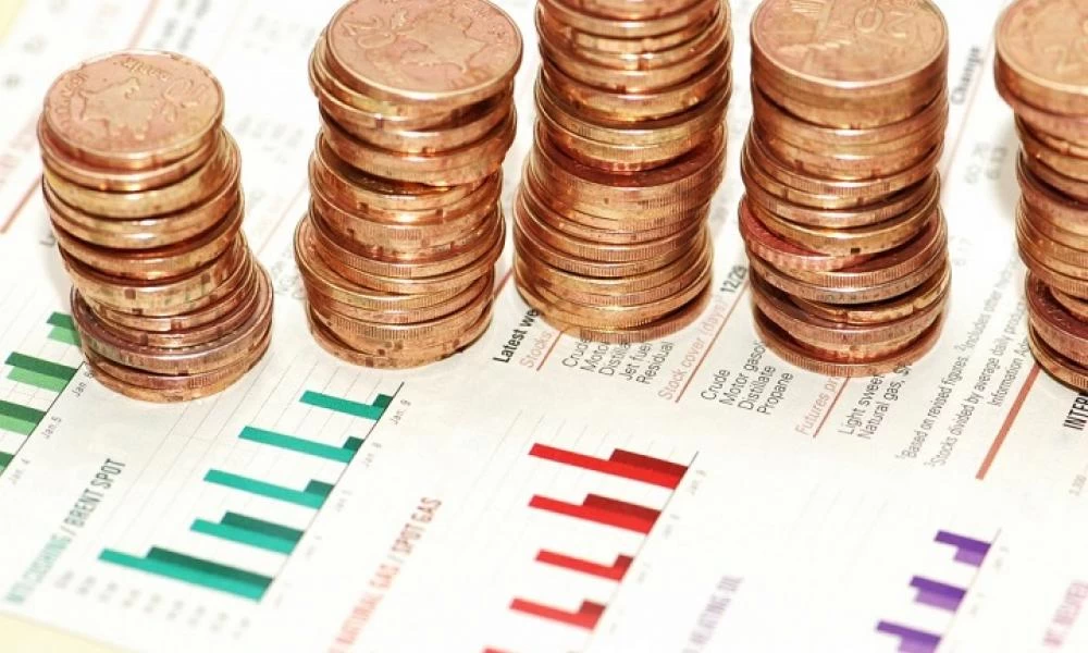 Η έλλειψη πρώτων υλών καθυστερεί την ανάκαμψη